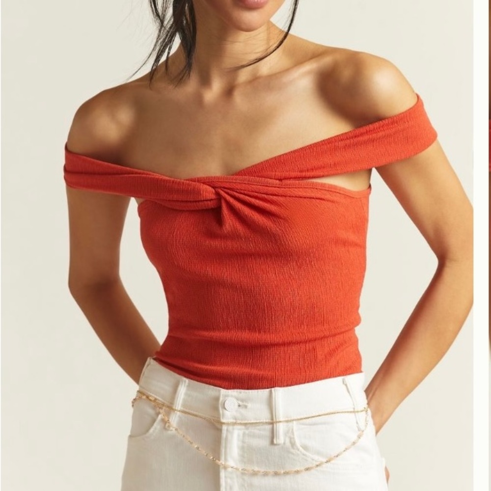 Maeve off-the-shoulder Top